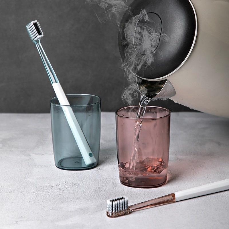 ￼Kệ Để Bàn Chải Nhả Kem Đánh Răng Tự Động Thông Minh Giá Treo 4 Cốc Để Đồ Dán Tường Dùng Cho Nhà Tắm Đựng Bàn Chải