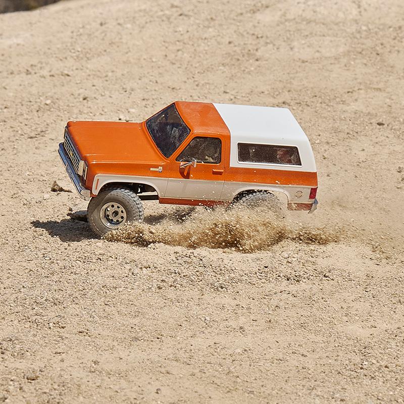 FMS 1/24 RC Crawler  Chevy K5 Blazer RC Car FCX24 RTR RC Pickup Truck SUV 4WD 2.4GHz 3CH Hobby RC Model 8km/h Mini Car Off-Road Remote Control Car